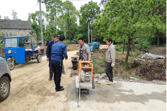 草原村委会最新新闻动态报道